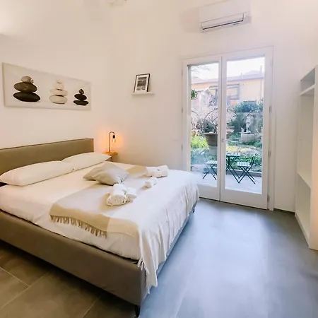Centro Storico Spina White House Apartment Pisa Exterior photo